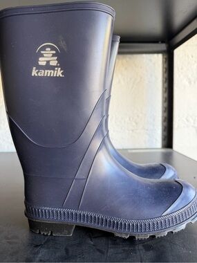 Kamik Kids Navy Blue Waterproof Rain Boots like new
